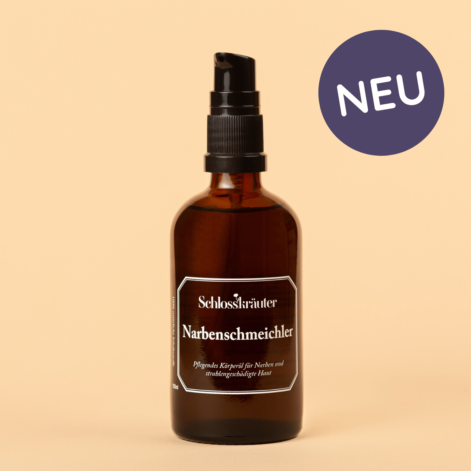Braune Flasche mit Pumpspender und Etikett „Narbenschmeichler“, daneben Kreis mit Aufschrift „NEU“.